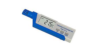 So sánh kỹ thuật: Máy đo nhiệt độ, độ ẩm PCE TH 5 và Đồng Hồ Đo Độ Cứng Cao Su PCE A Shore A